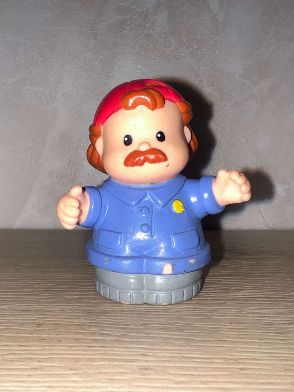 🔧 Vintage 1997 Fisher-Price Little People Mechanic Figure | 3/$20